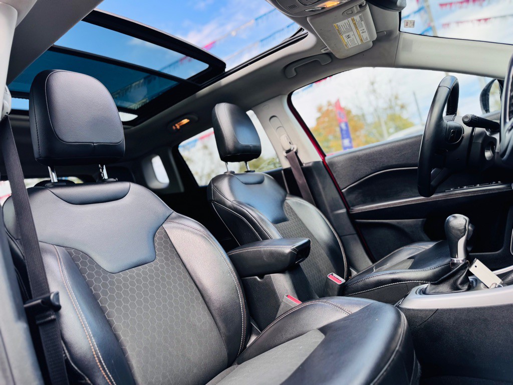 2018 Jeep Compass Image 26