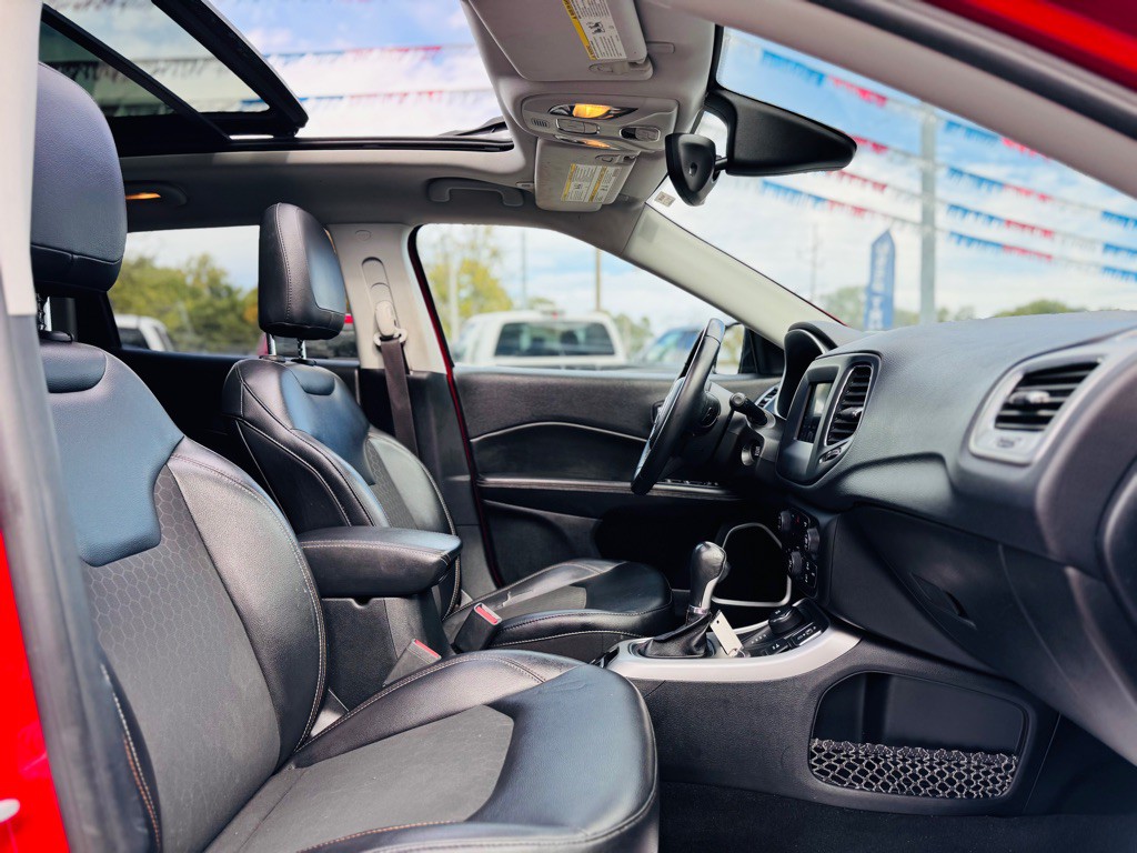 2018 Jeep Compass Image 27