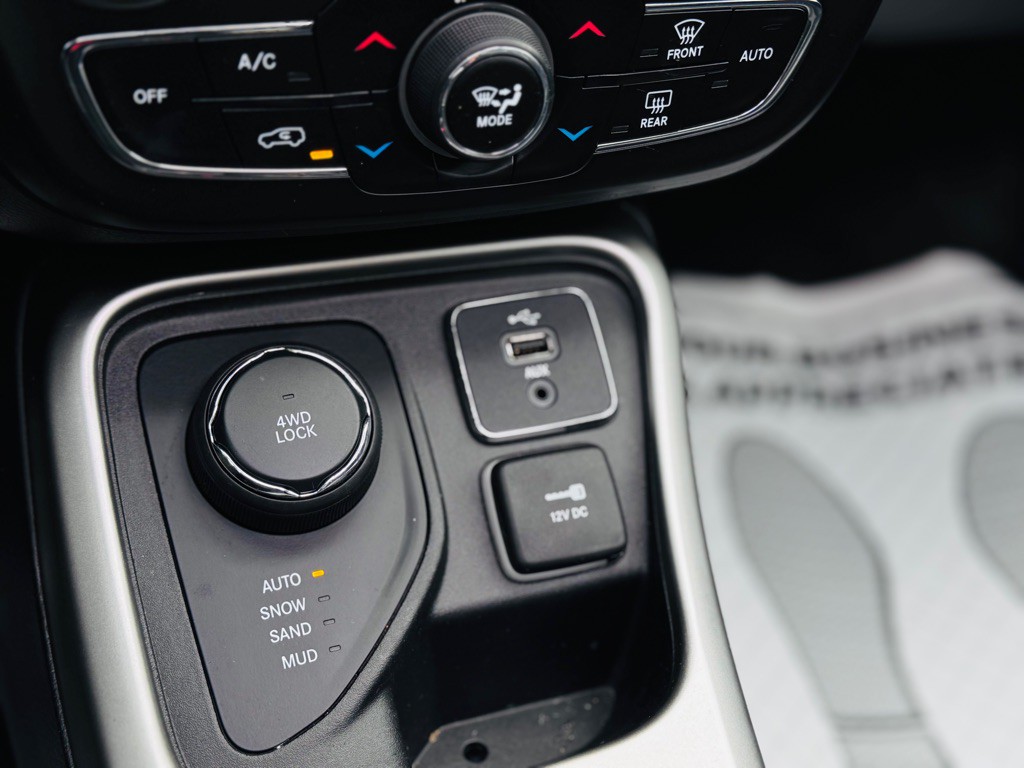 2018 Jeep Compass Image 41