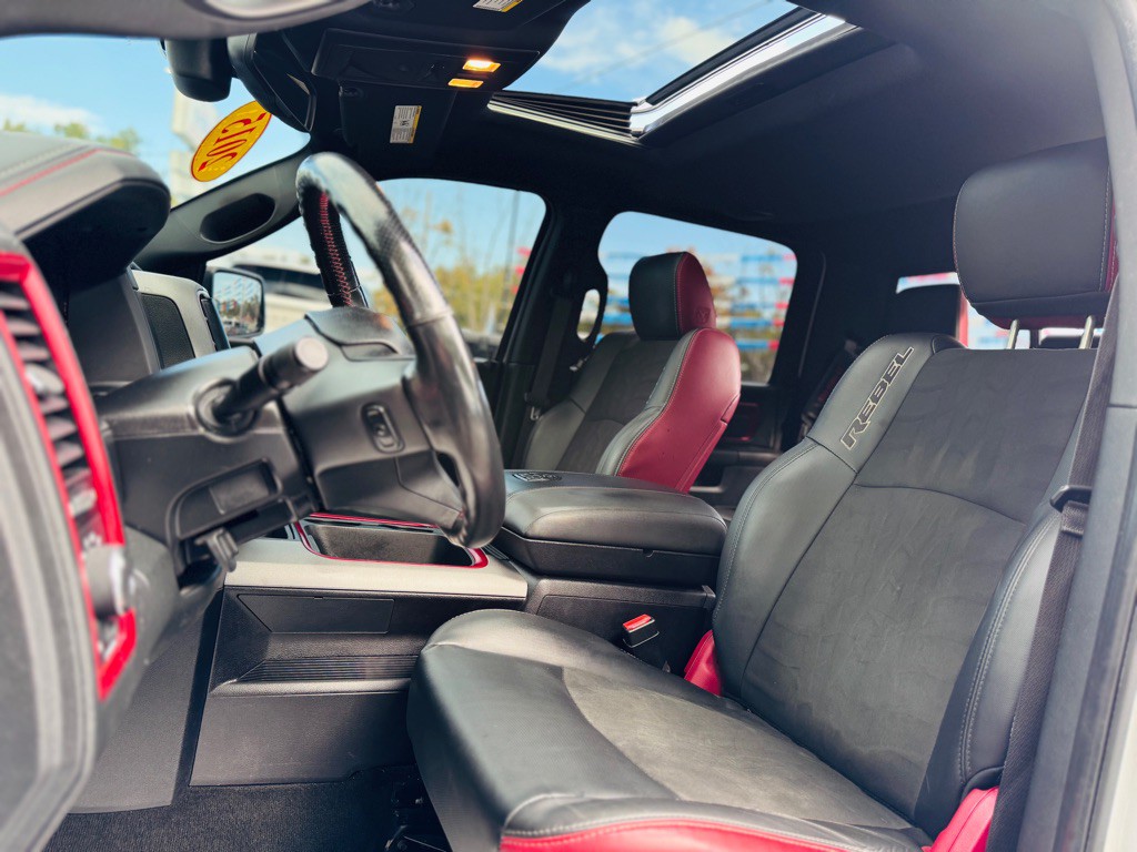 2015 RAM 1500 Image 37