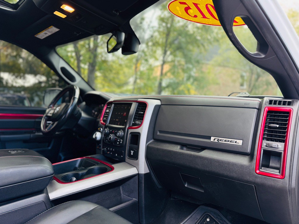 2015 RAM 1500 Image 41