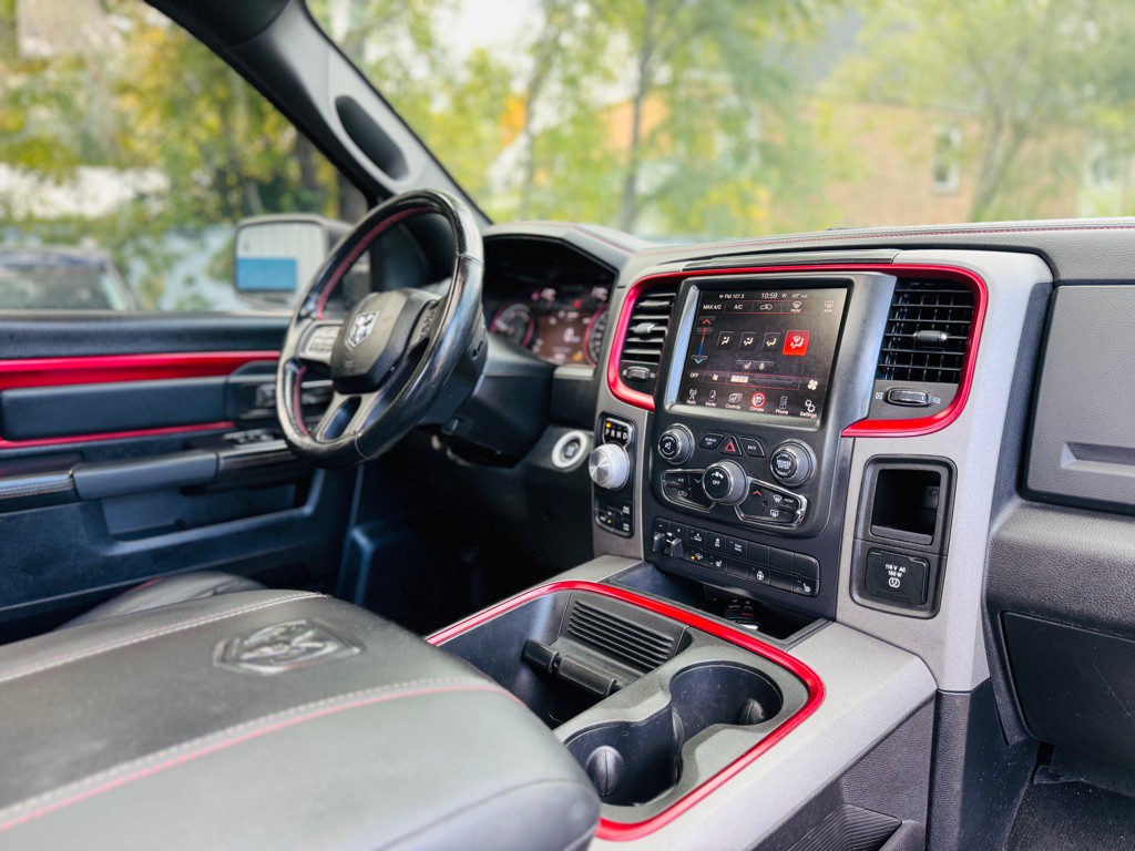 2015 RAM 1500 Image 42