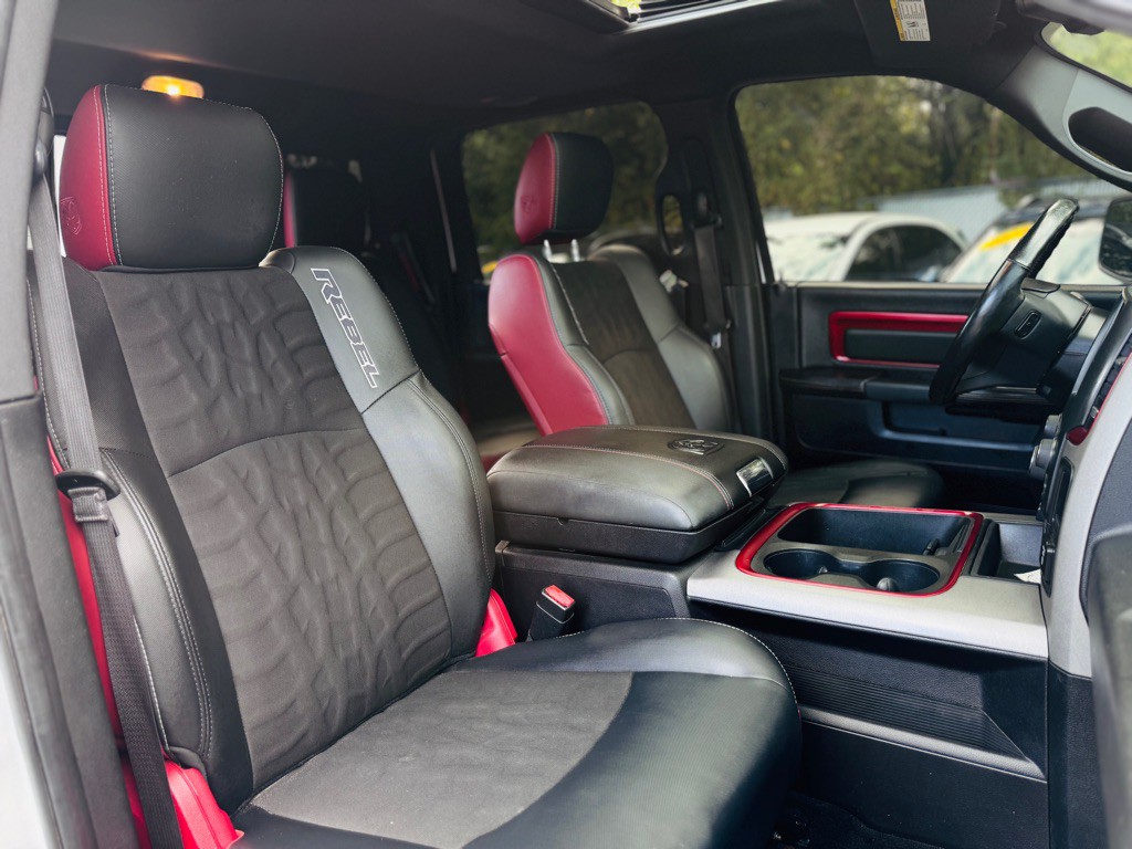 2015 RAM 1500 Image 45