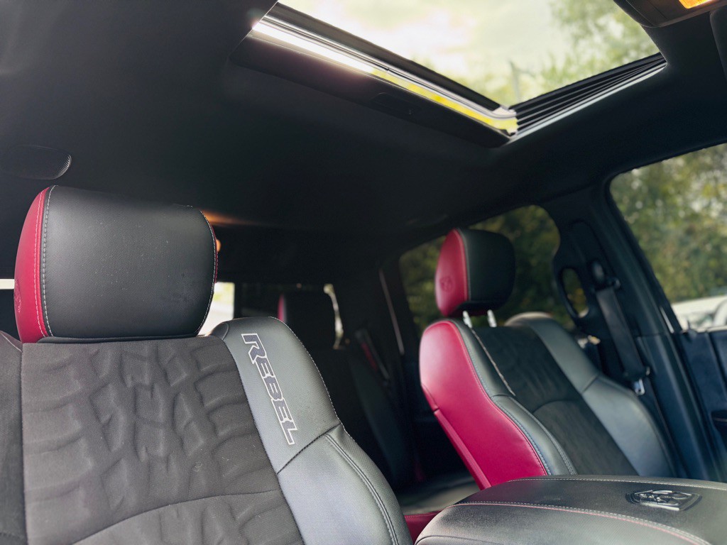 2015 RAM 1500 Image 46