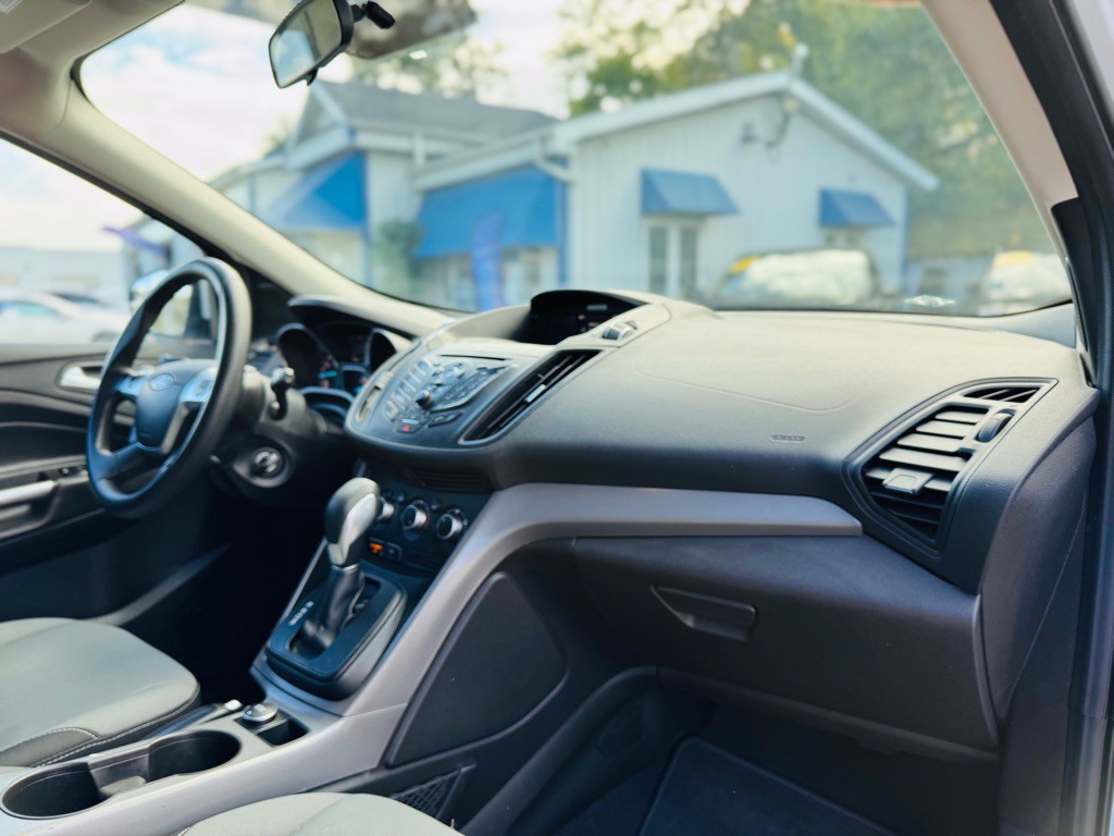 2016 Ford Escape Image 20