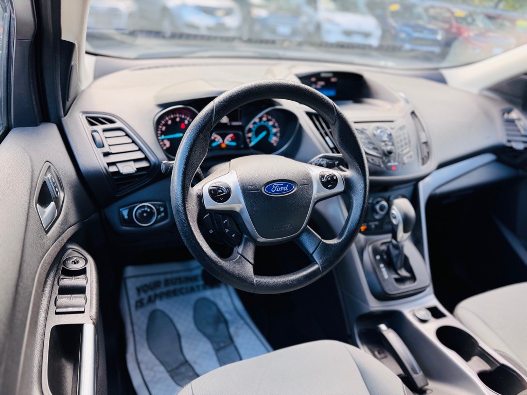 2016 Ford Escape Image 24