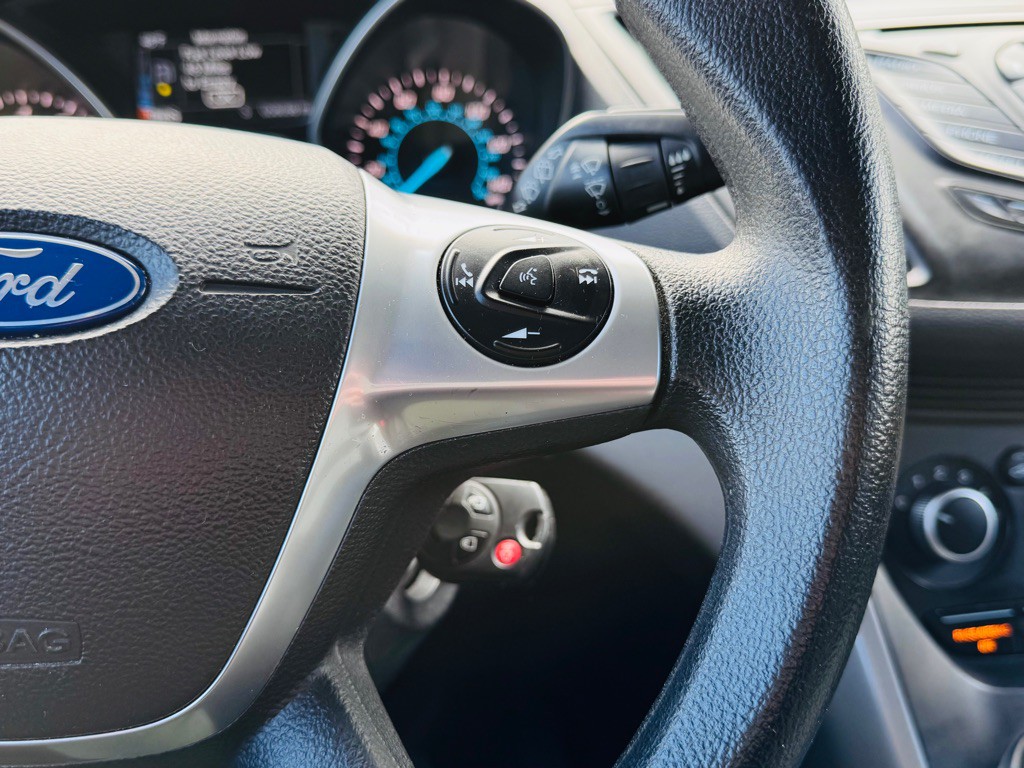 2016 Ford Escape Image 30