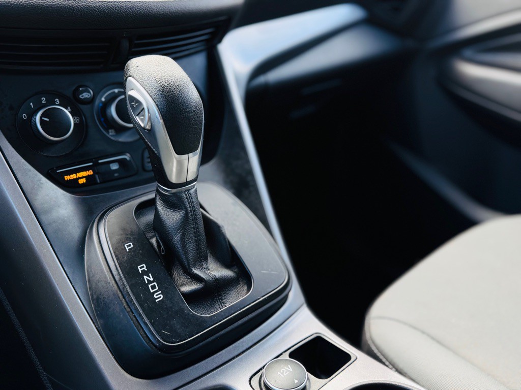 2016 Ford Escape Image 35