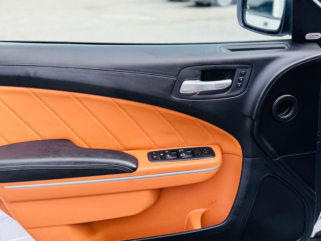 2022 Dodge Charger Image 19
