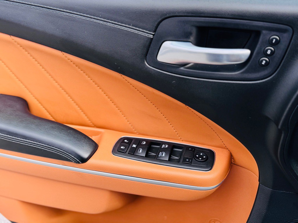 2022 Dodge Charger Image 21