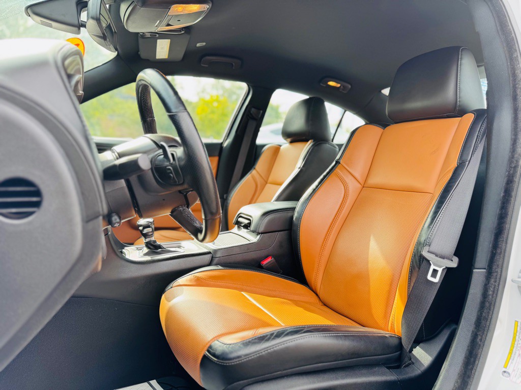 2022 Dodge Charger Image 25