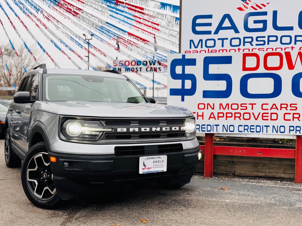 2022 Ford Bronco Image 3