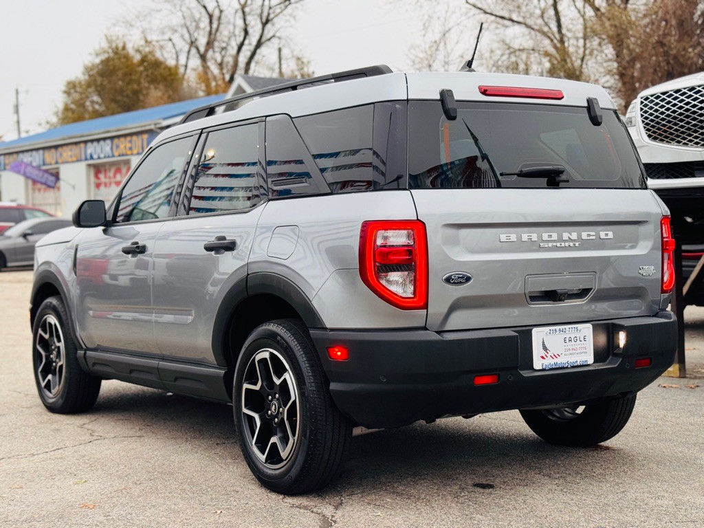 2022 Ford Bronco Image 10