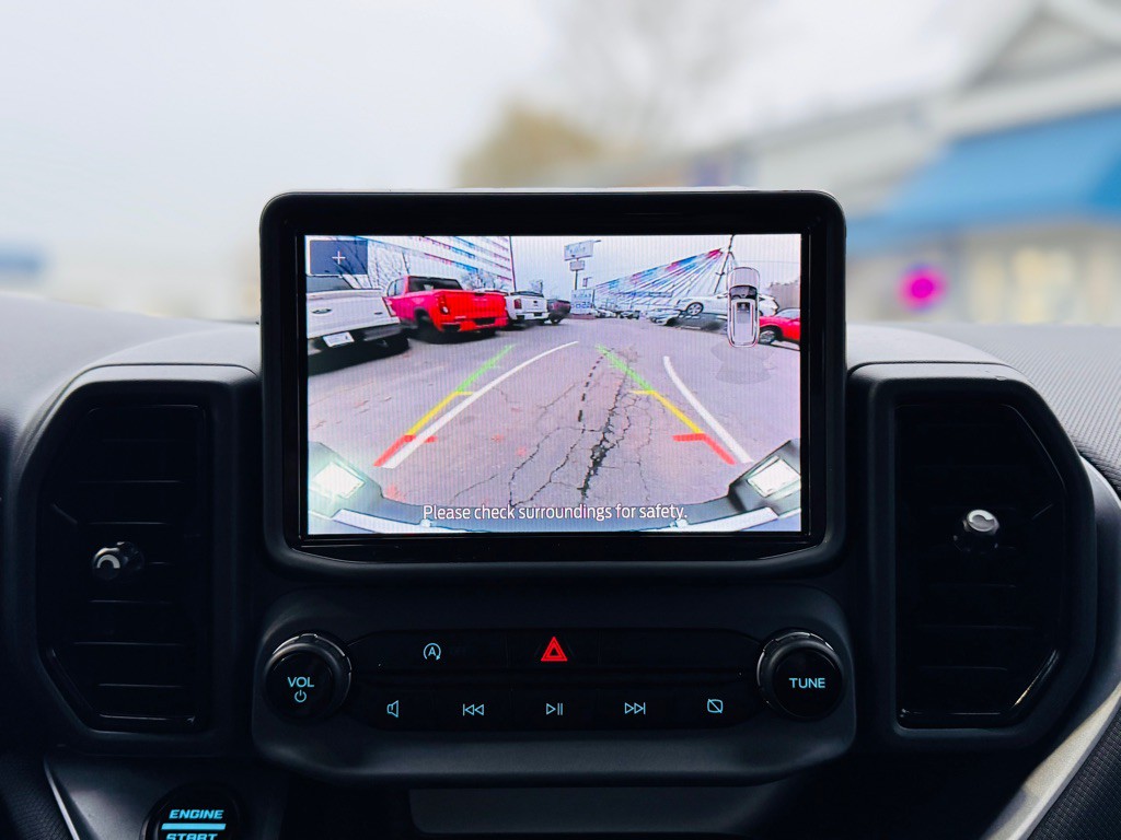 2022 Ford Bronco Image 32