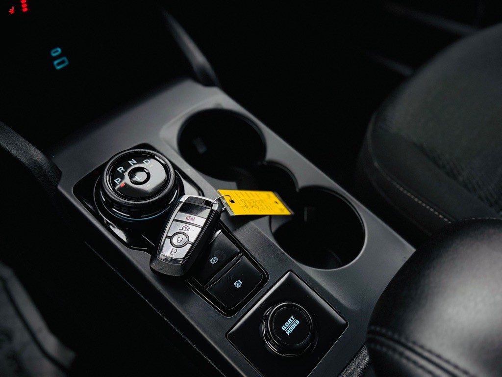 2022 Ford Bronco Image 35