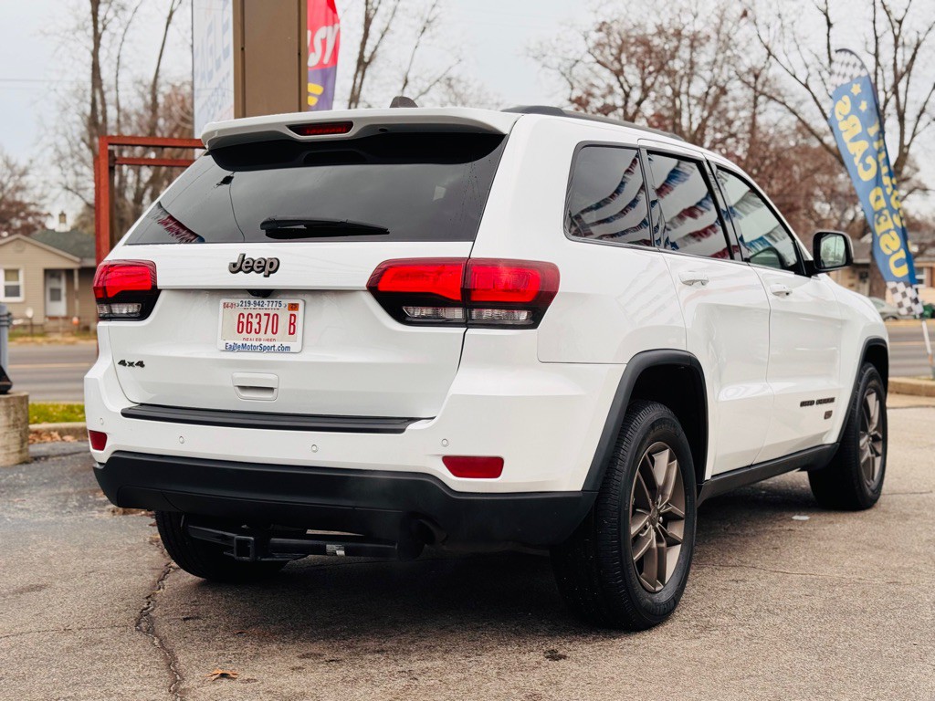 2016 Jeep Grand Cherokee Image 8