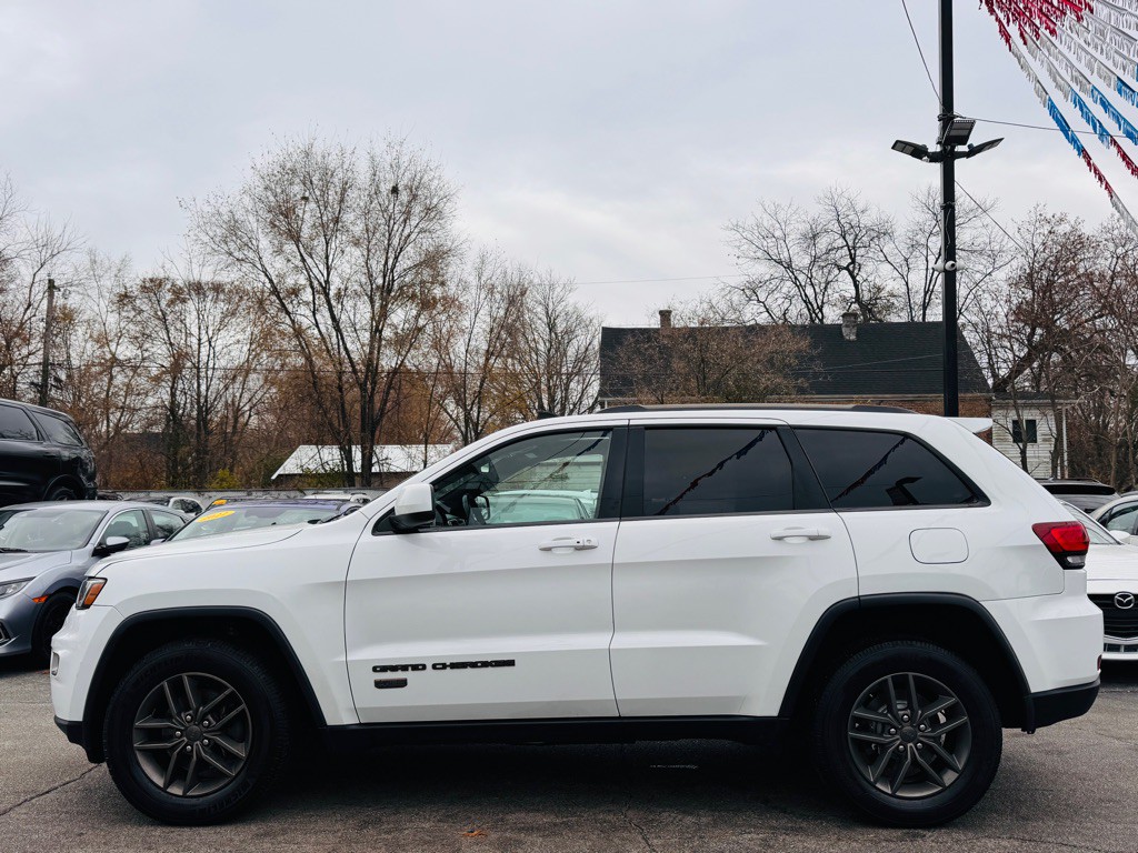 2016 Jeep Grand Cherokee Image 12