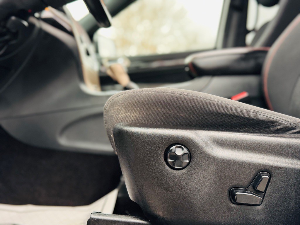 2016 Jeep Grand Cherokee Image 21