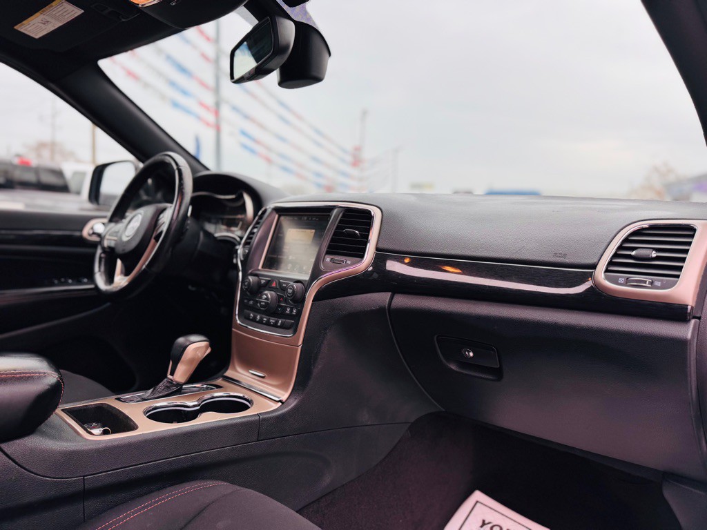 2016 Jeep Grand Cherokee Image 24