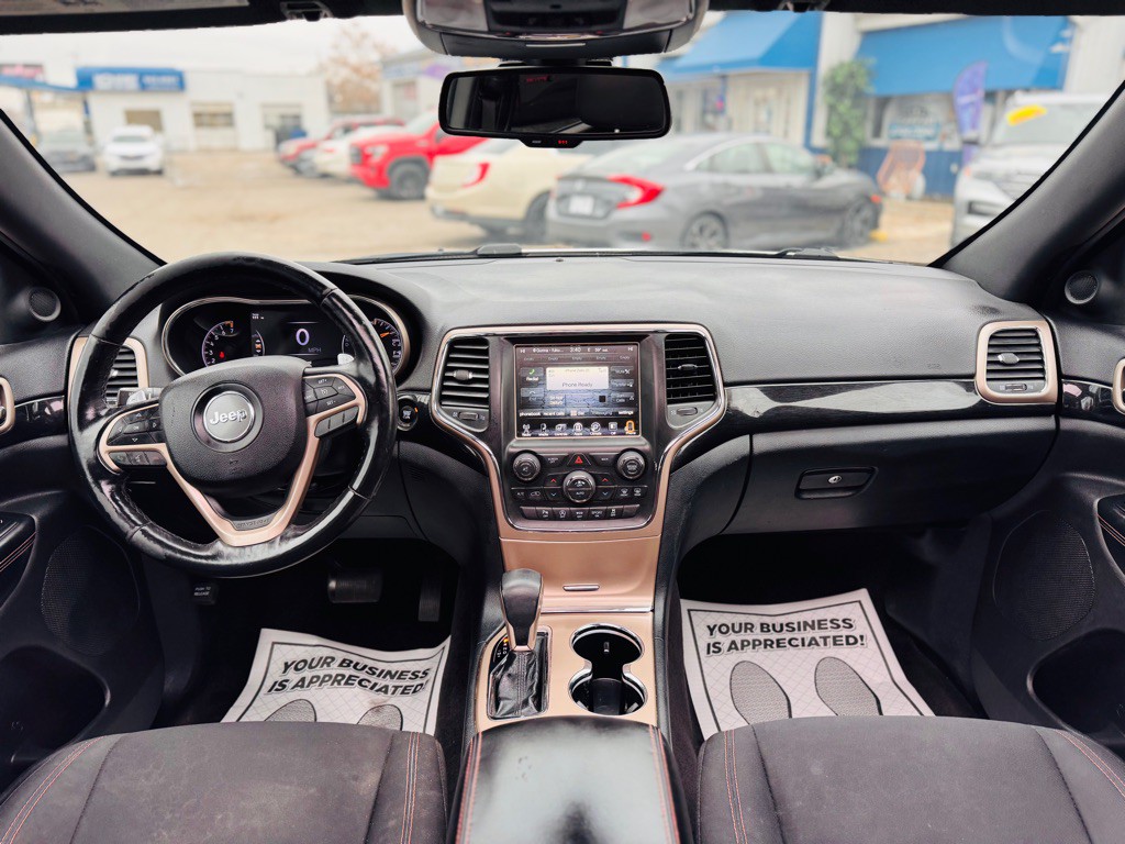 2016 Jeep Grand Cherokee Image 28