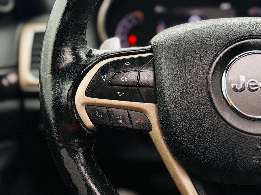 2016 Jeep Grand Cherokee Image 33