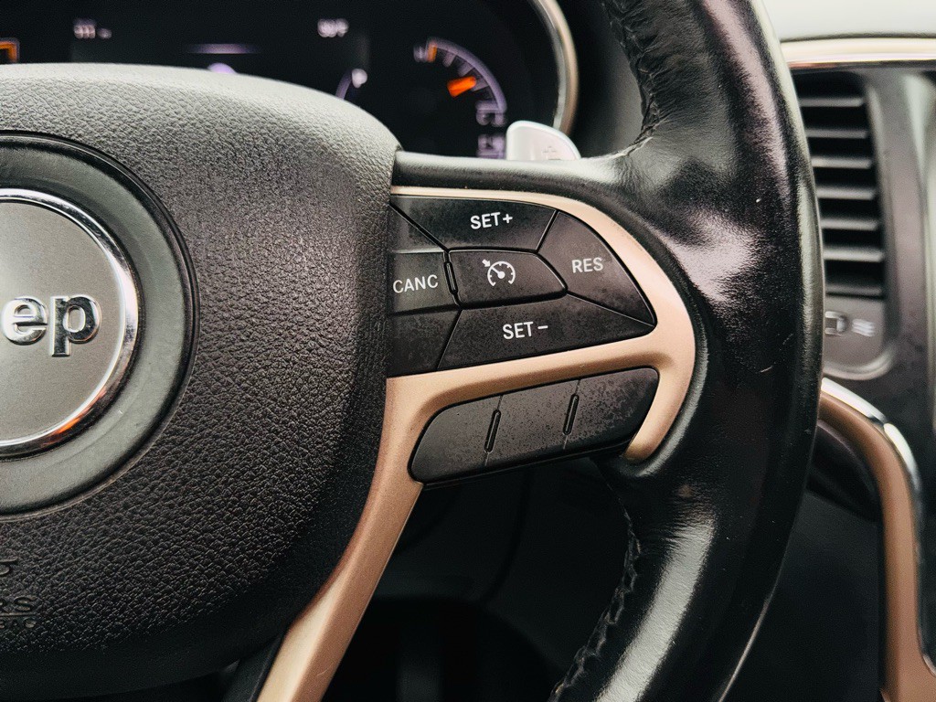 2016 Jeep Grand Cherokee Image 35