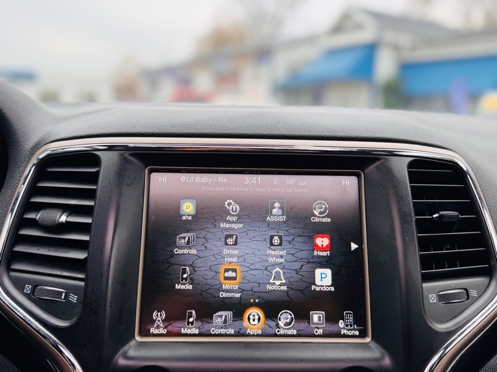 2016 Jeep Grand Cherokee Image 38