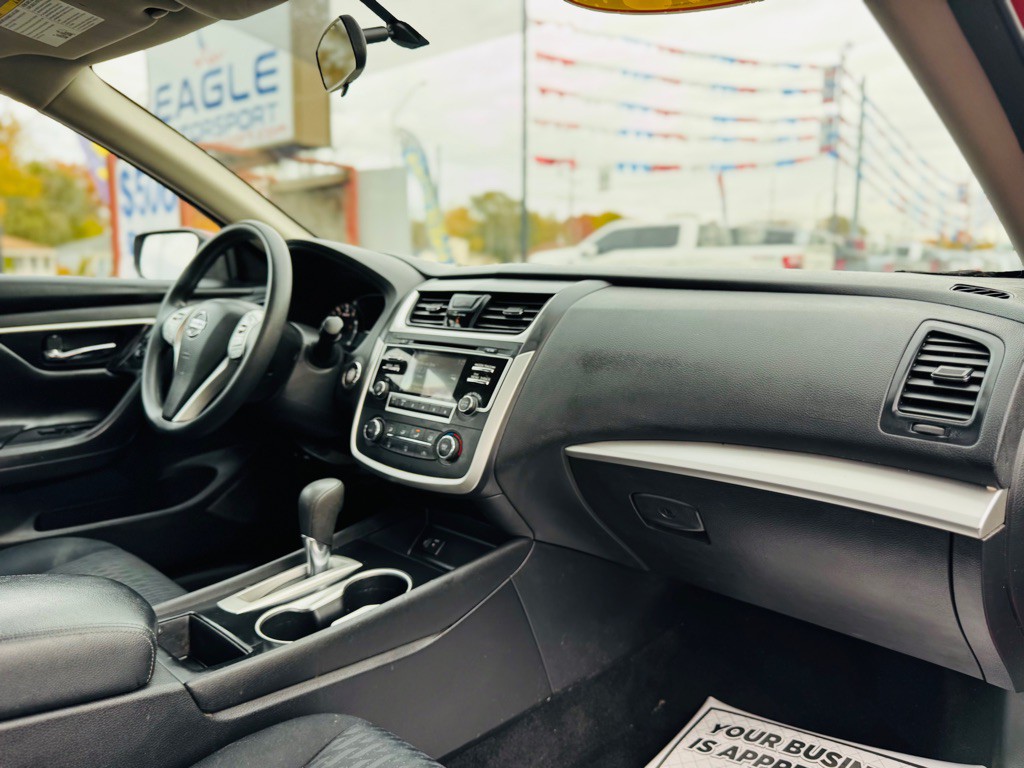 2018 Nissan Altima Image 20