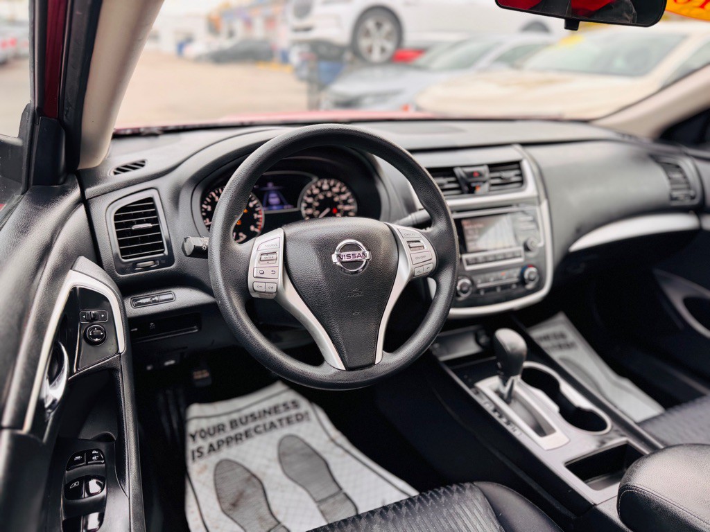 2018 Nissan Altima Image 25