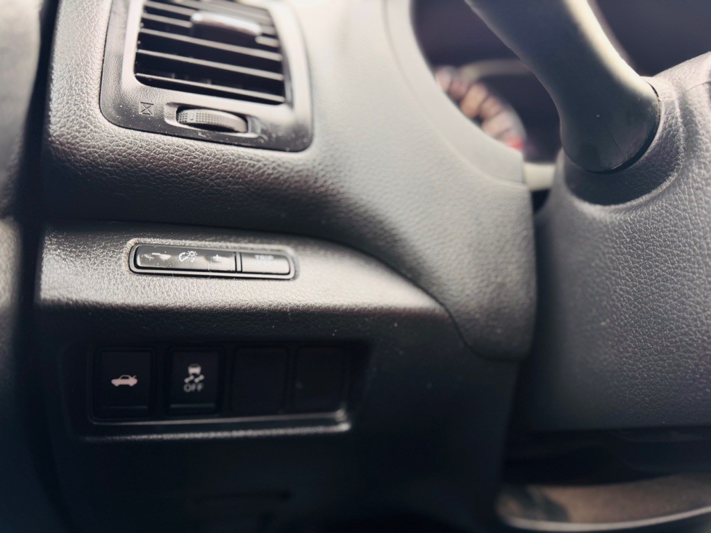 2018 Nissan Altima Image 28