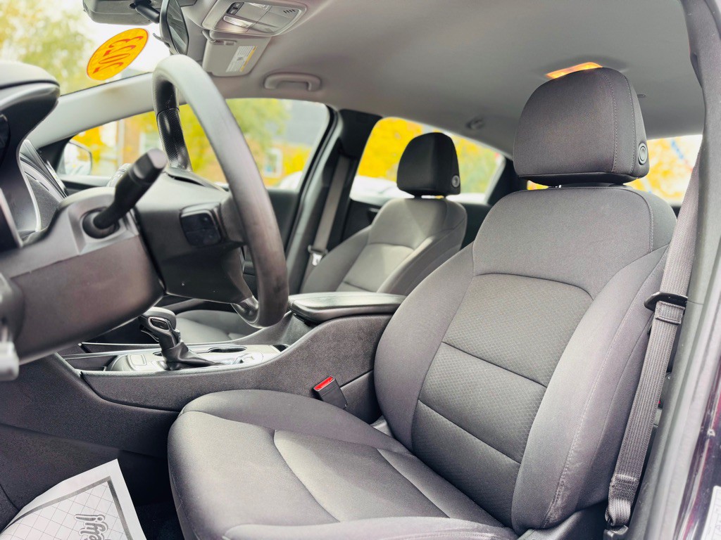 2023 Chevrolet Malibu Image 17