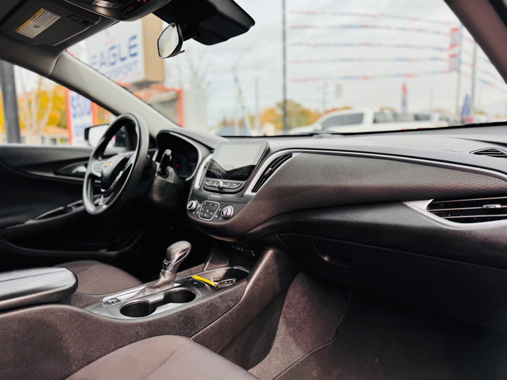 2023 Chevrolet Malibu Image 19