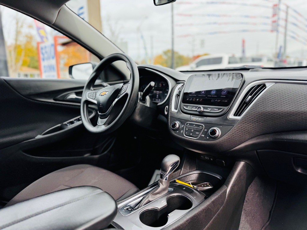 2023 Chevrolet Malibu Image 20