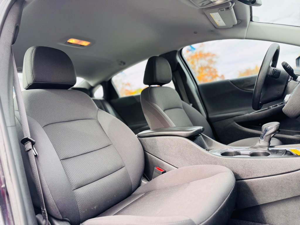 2023 Chevrolet Malibu Image 21