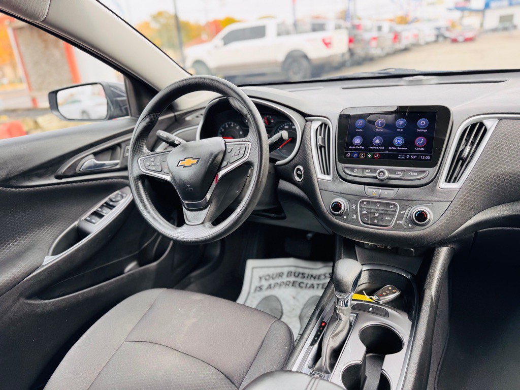 2023 Chevrolet Malibu Image 25
