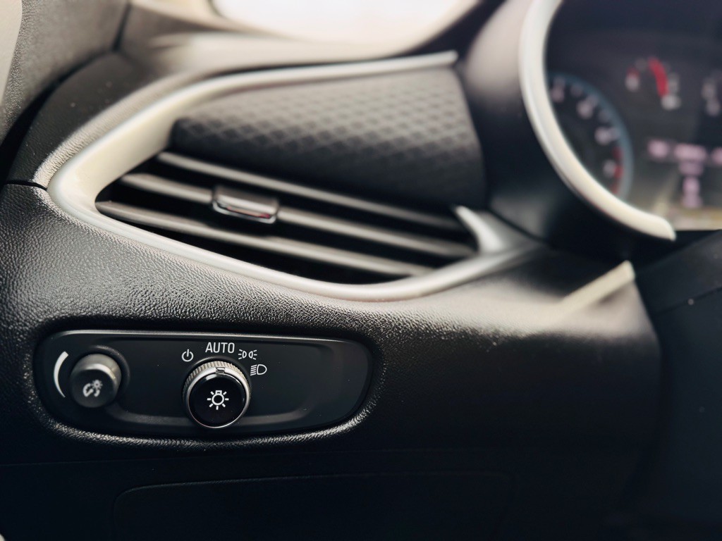 2023 Chevrolet Malibu Image 26