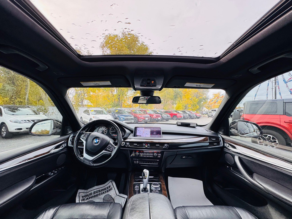 2017 BMW X5 Image 32