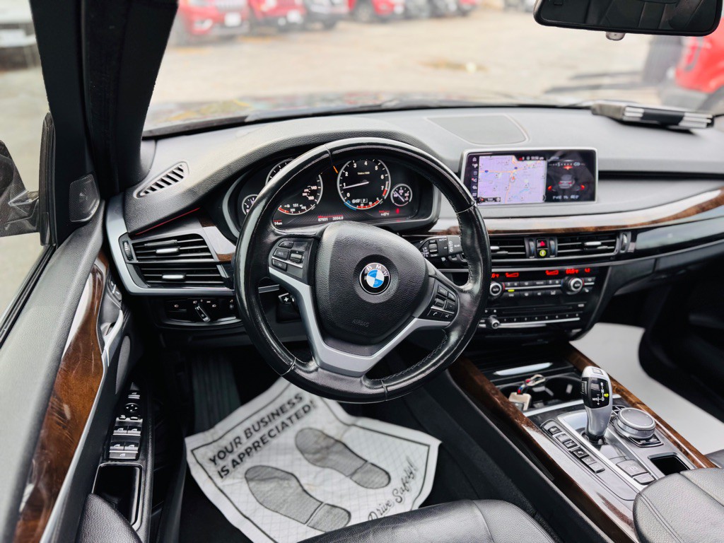 2017 BMW X5 Image 34