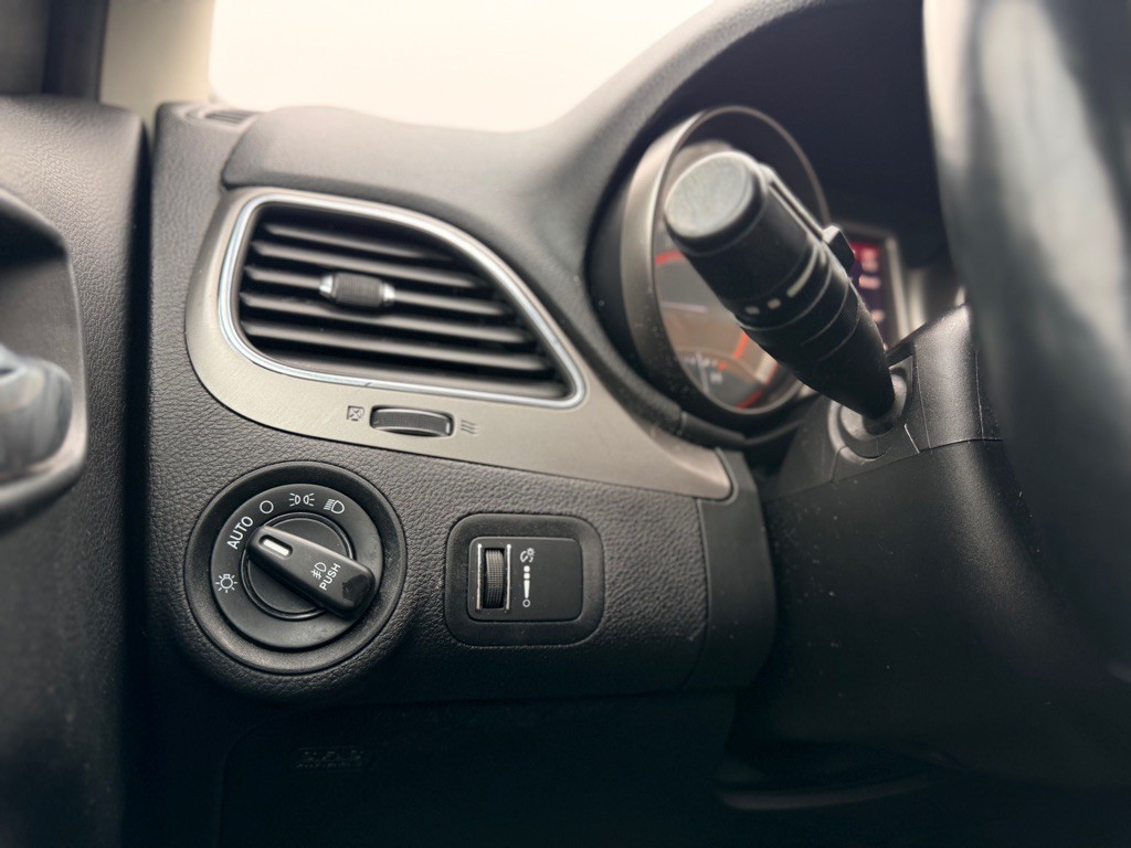 2015 Dodge Journey Image 28