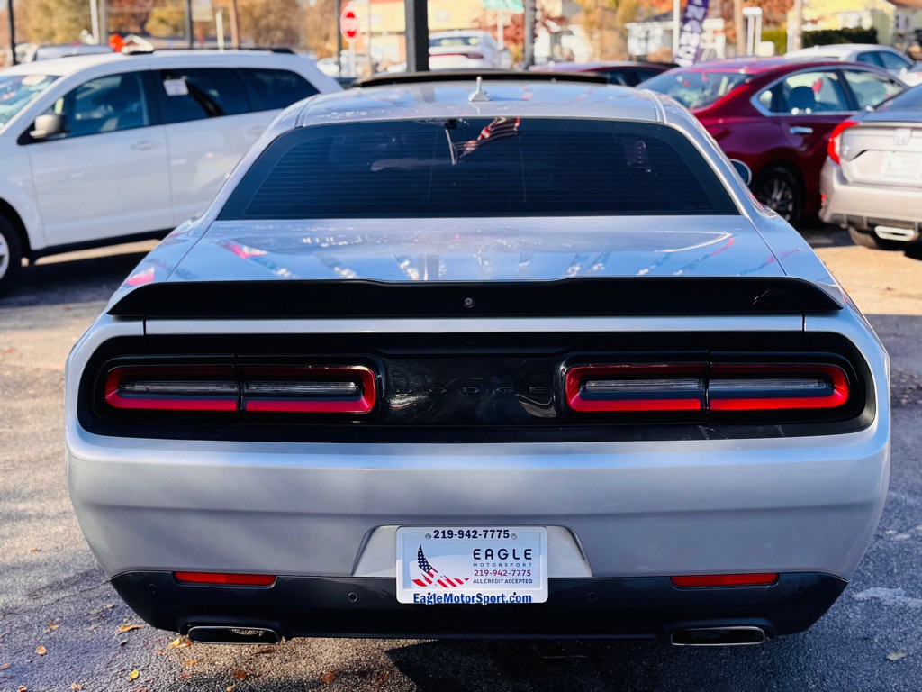 2020 Dodge Challenger Image 9