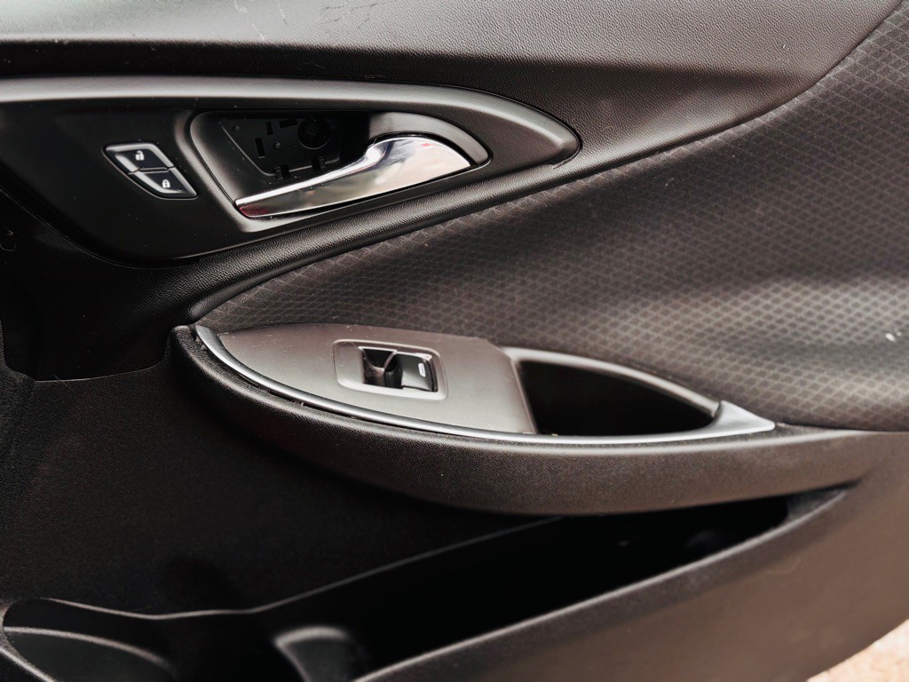 2016 Chevrolet Malibu Image 20