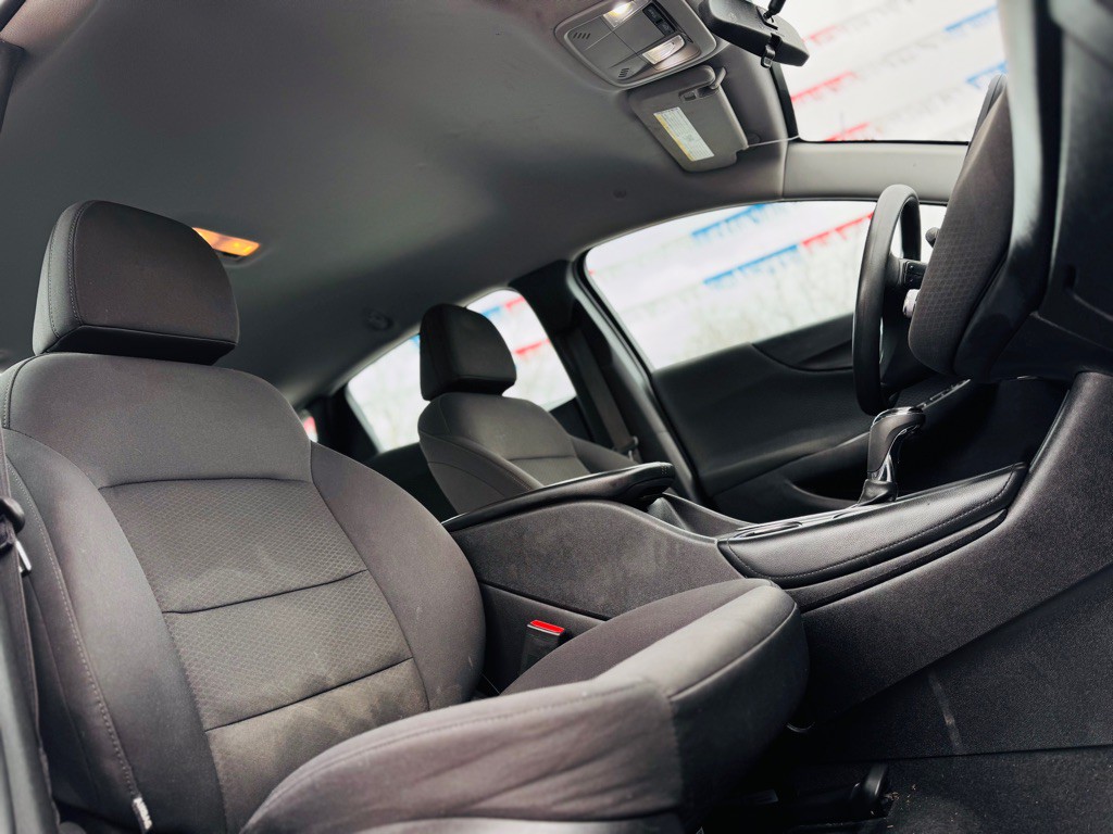2016 Chevrolet Malibu Image 23