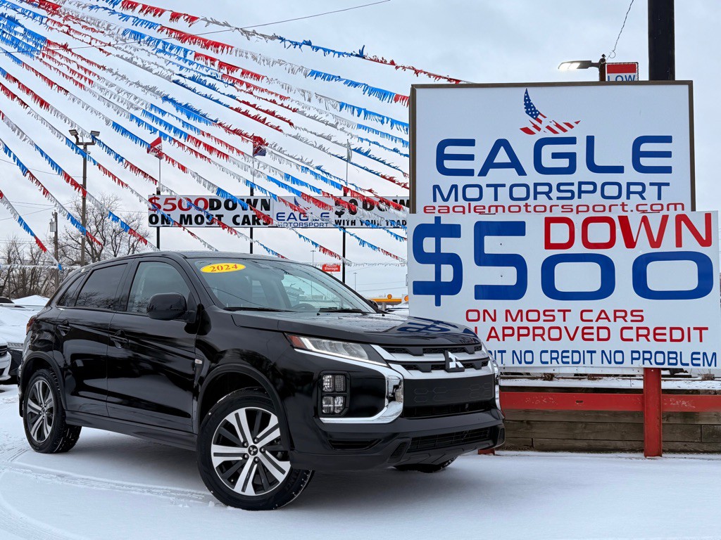 2024 Mitsubishi Outlander Image 1