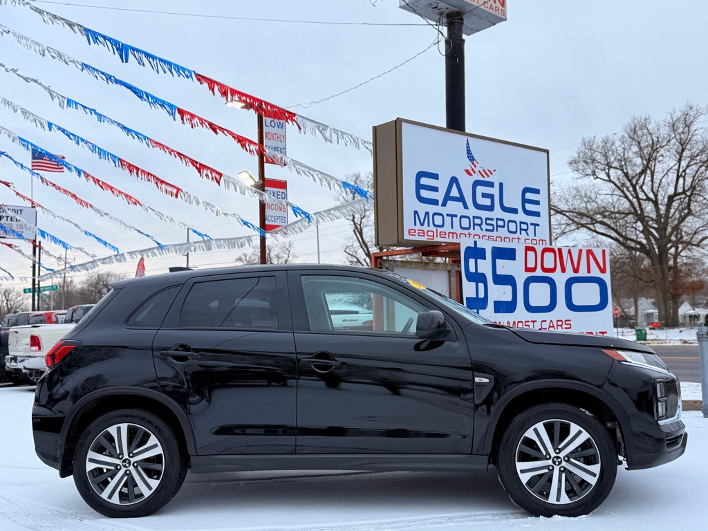 2024 Mitsubishi Outlander Image 6