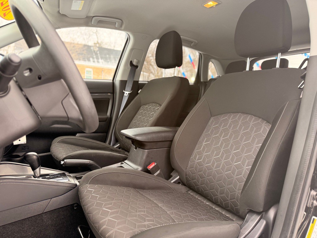 2024 Mitsubishi Outlander Image 16