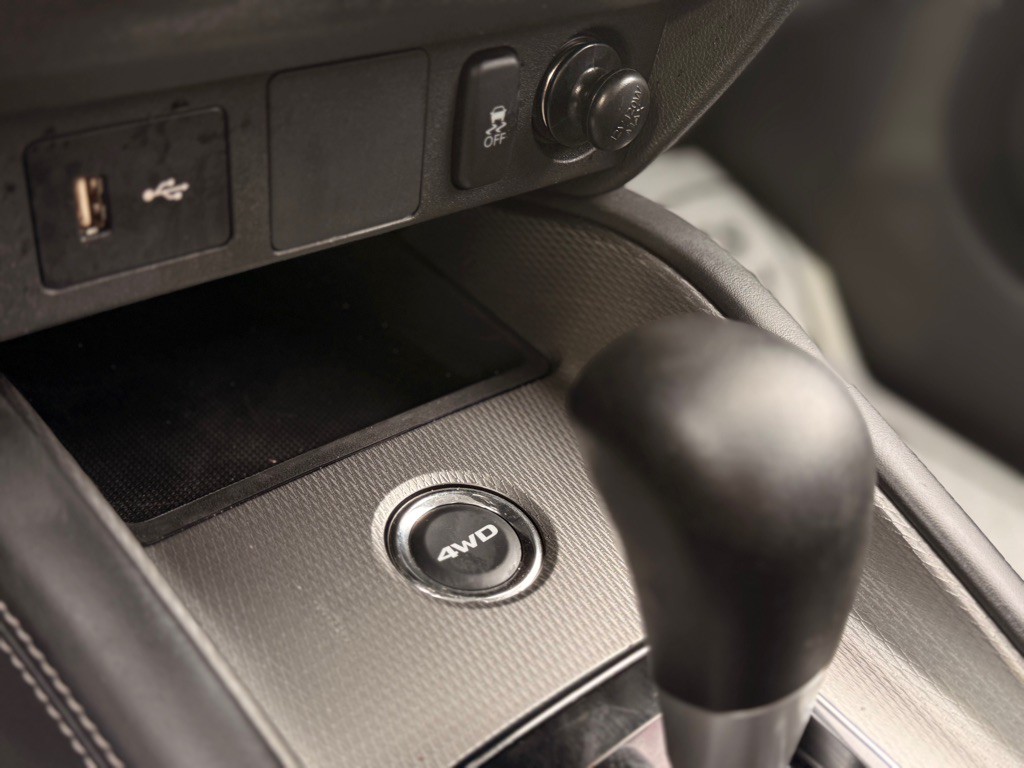 2024 Mitsubishi Outlander Image 32