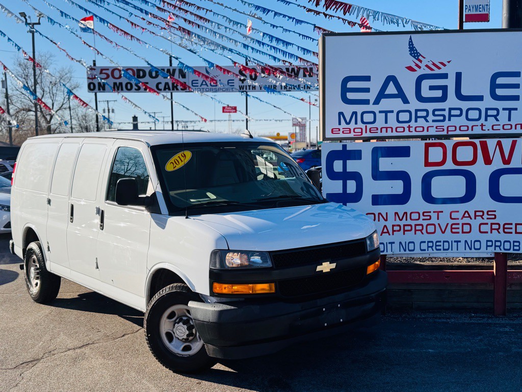 2019 Chevrolet Express Image 2