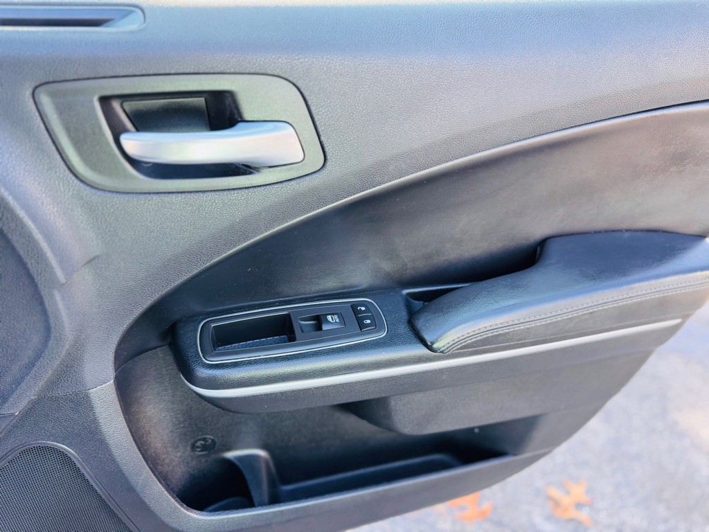 2020 Dodge Charger Image 21