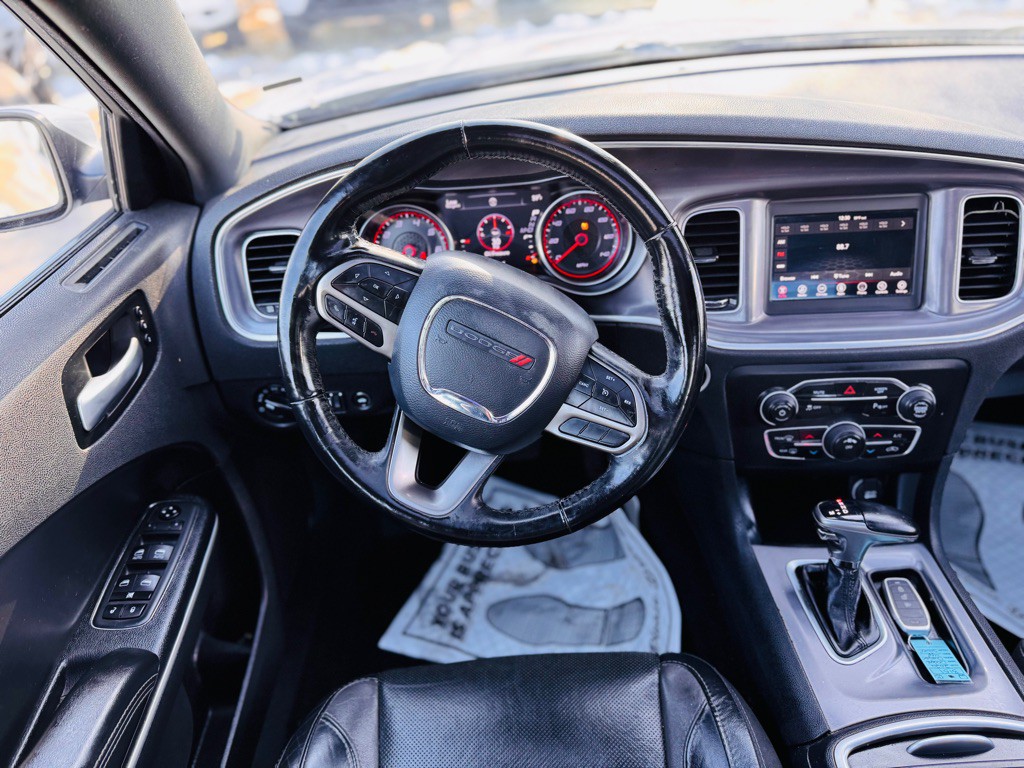 2020 Dodge Charger Image 32