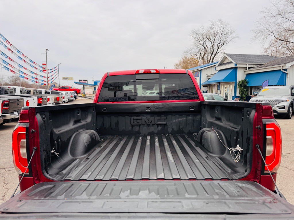 2018 GMC Sierra Image 16
